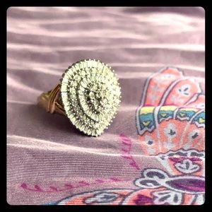 14k gold ring with diamonds 💎